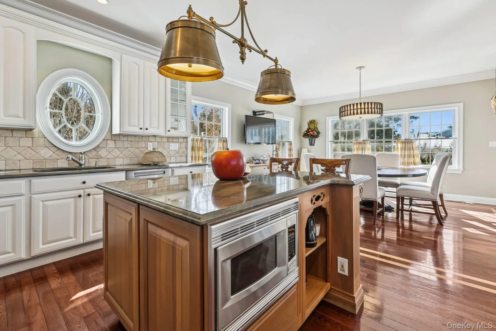 23 Meadow Lane, Southampton, NY, 5 Bedrooms Bedrooms, 10 Rooms Rooms,4 BathroomsBathrooms,Residential Lease,For Rent,Meadow,0,962550 23 Meadow Lane, Southampton, NY, 5 Bedrooms Bedrooms, 10 Rooms Rooms,4 BathroomsBathrooms,Residential Lease,For Rent,Meadow,0,962550