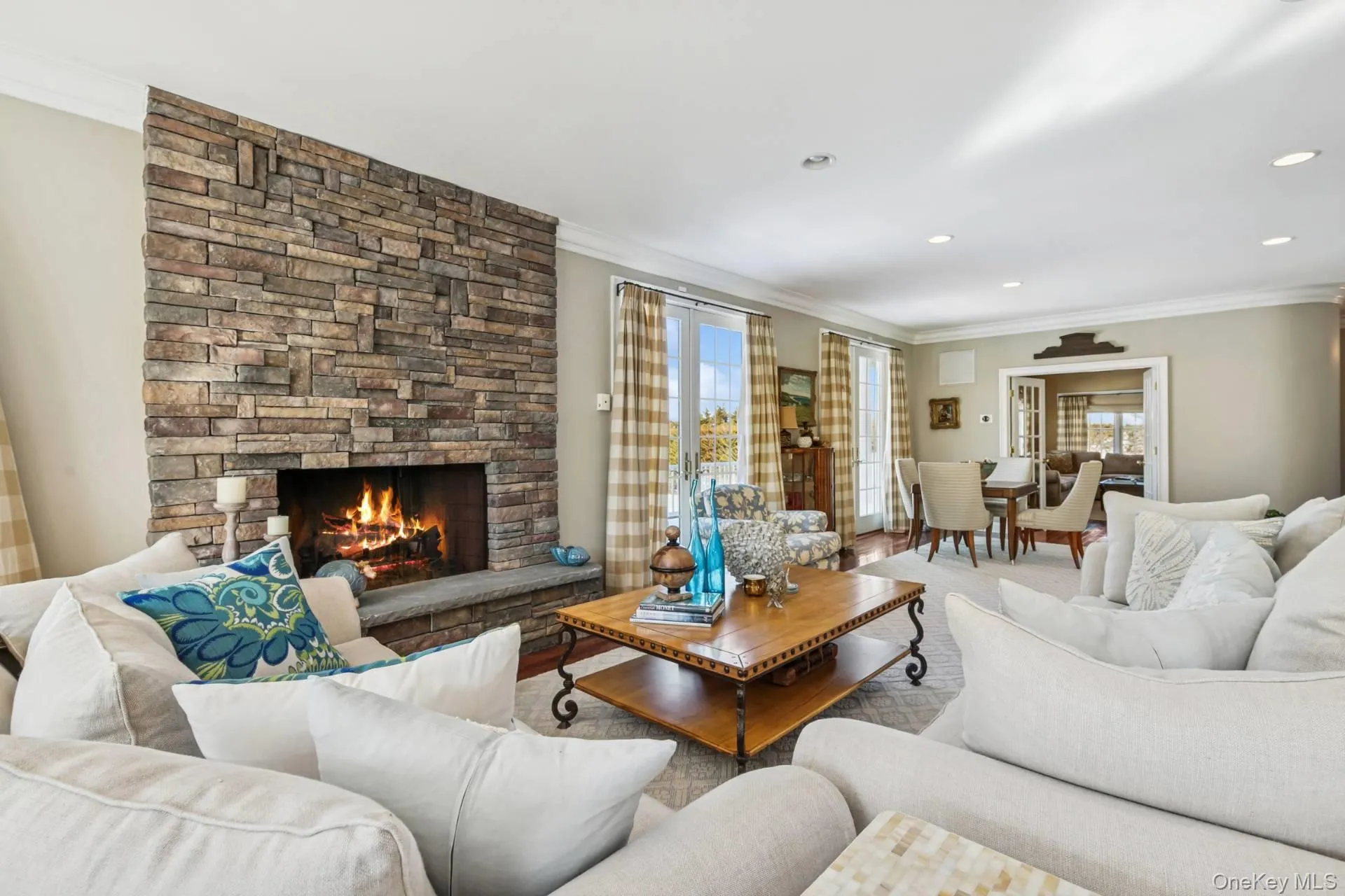 23 Meadow Lane, Southampton, NY, 5 Bedrooms Bedrooms, 10 Rooms Rooms,4 BathroomsBathrooms,Residential Lease,For Rent,Meadow,0,962550 23 Meadow Lane, Southampton, NY, 5 Bedrooms Bedrooms, 10 Rooms Rooms,4 BathroomsBathrooms,Residential Lease,For Rent,Meadow,0,962550