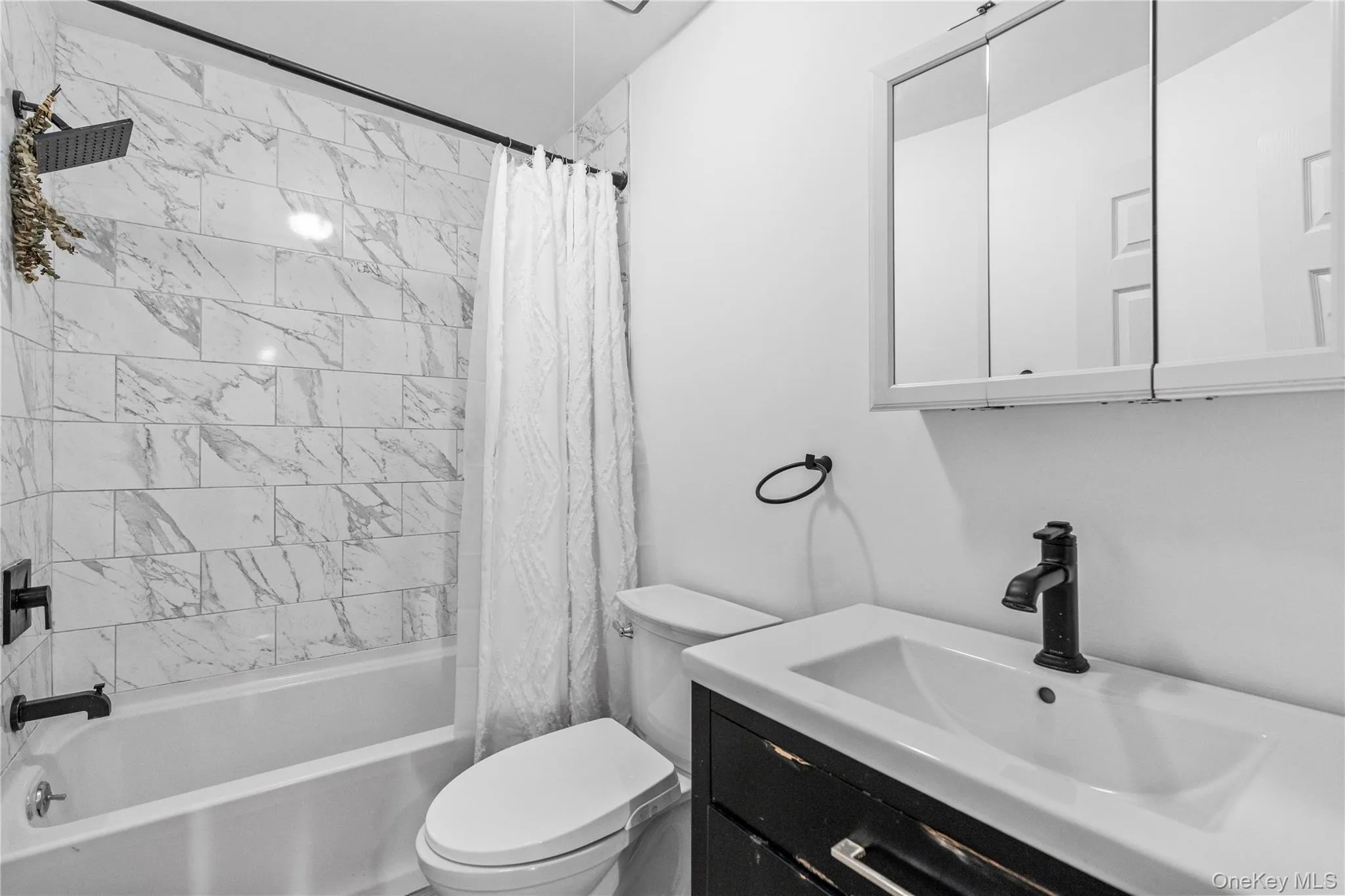 1 Beecher Lane, Peekskill, NY, 1 Bedroom Bedrooms, 4 Rooms Rooms,1 BathroomBathrooms,Residential Lease,For Rent,Beecher,0,962557 1 Beecher Lane, Peekskill, NY, 1 Bedroom Bedrooms, 4 Rooms Rooms,1 BathroomBathrooms,Residential Lease,For Rent,Beecher,0,962557
