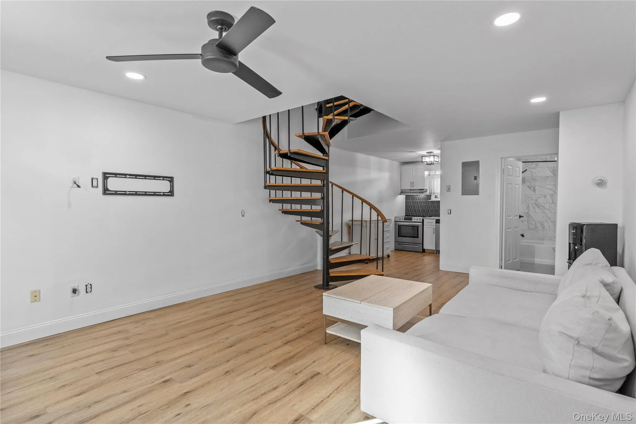 1 Beecher Lane, Peekskill, NY, 1 Bedroom Bedrooms, 4 Rooms Rooms,1 BathroomBathrooms,Residential Lease,For Rent,Beecher,0,962557 1 Beecher Lane, Peekskill, NY, 1 Bedroom Bedrooms, 4 Rooms Rooms,1 BathroomBathrooms,Residential Lease,For Rent,Beecher,0,962557