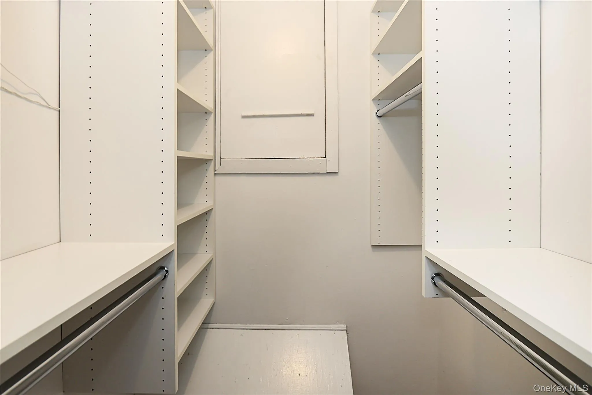 walk in closet walk in closet