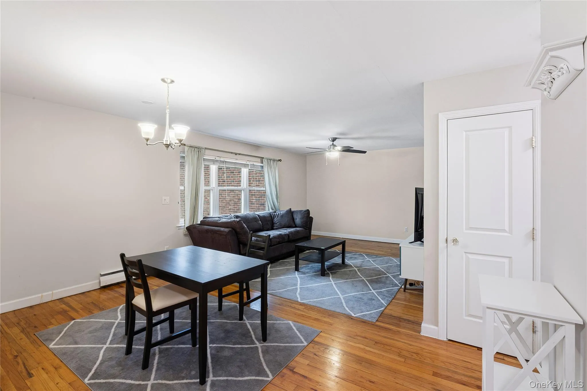 219 Farber Drive, West Babylon, NY, 1 Bedroom Bedrooms, 3 Rooms Rooms,1 BathroomBathrooms,Residential Lease,For Rent,Farber Drive,0,962593 219 Farber Drive, West Babylon, NY, 1 Bedroom Bedrooms, 3 Rooms Rooms,1 BathroomBathrooms,Residential Lease,For Rent,Farber Drive,0,962593