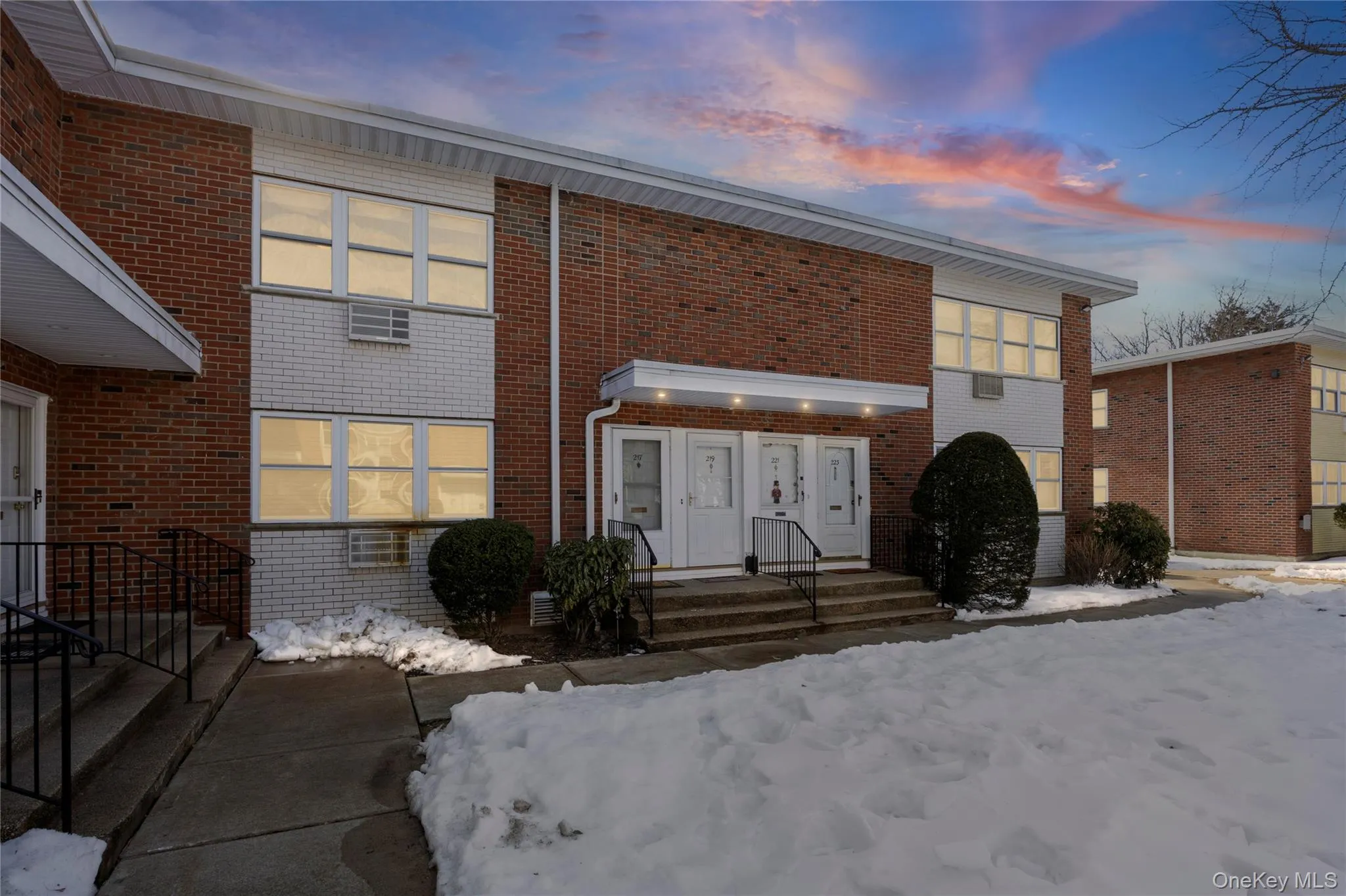 219 Farber Drive, West Babylon, NY, 1 Bedroom Bedrooms, 3 Rooms Rooms,1 BathroomBathrooms,Residential Lease,For Rent,Farber Drive,0,962593 219 Farber Drive, West Babylon, NY, 1 Bedroom Bedrooms, 3 Rooms Rooms,1 BathroomBathrooms,Residential Lease,For Rent,Farber Drive,0,962593