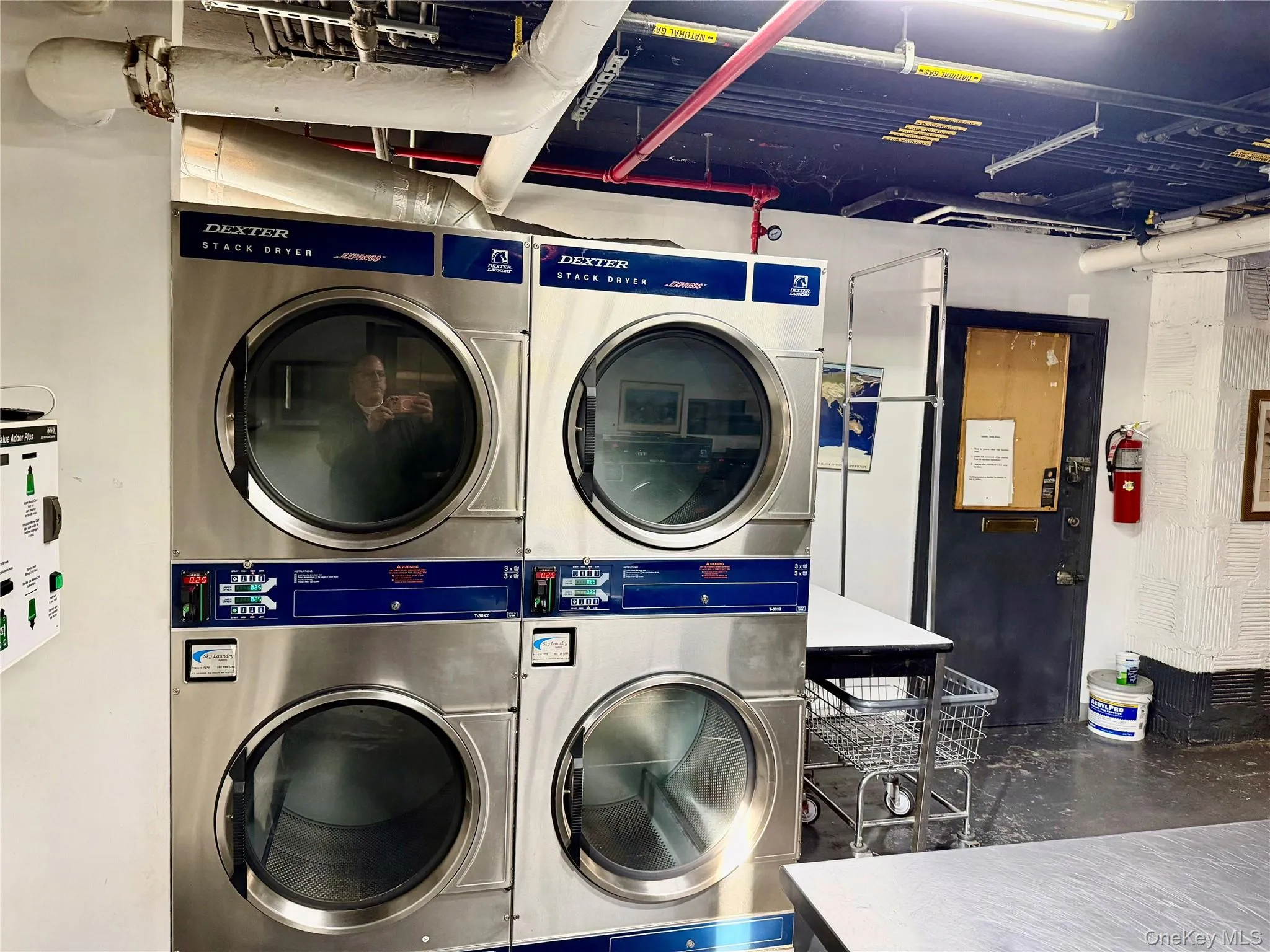 50-05 43rd Avenue, New York, NY, 1 Bedroom Bedrooms, 3 Rooms Rooms,1 BathroomBathrooms,Residential,For Rent,43rd,0,962594 50-05 43rd Avenue, New York, NY, 1 Bedroom Bedrooms, 3 Rooms Rooms,1 BathroomBathrooms,Residential,For Rent,43rd,0,962594
