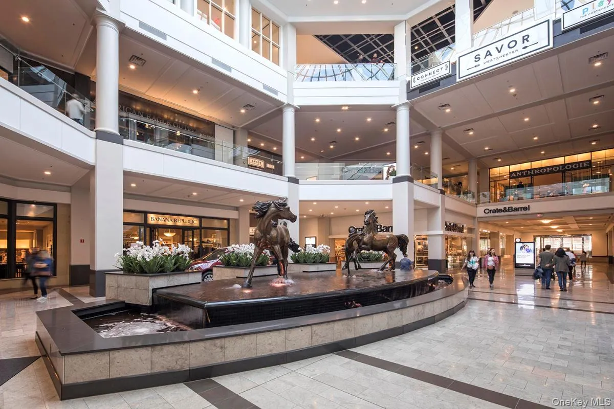 The Westchester Mall The Westchester Mall
