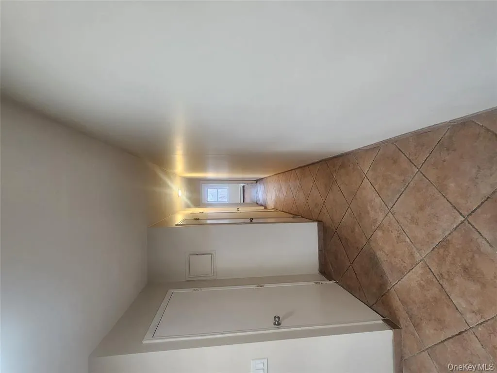 101-27 92nd Street, New York, NY, 3 Bedrooms Bedrooms, 6 Rooms Rooms,1 BathroomBathrooms,Residential Lease,For Rent,92nd,0,962603 101-27 92nd Street, New York, NY, 3 Bedrooms Bedrooms, 6 Rooms Rooms,1 BathroomBathrooms,Residential Lease,For Rent,92nd,0,962603