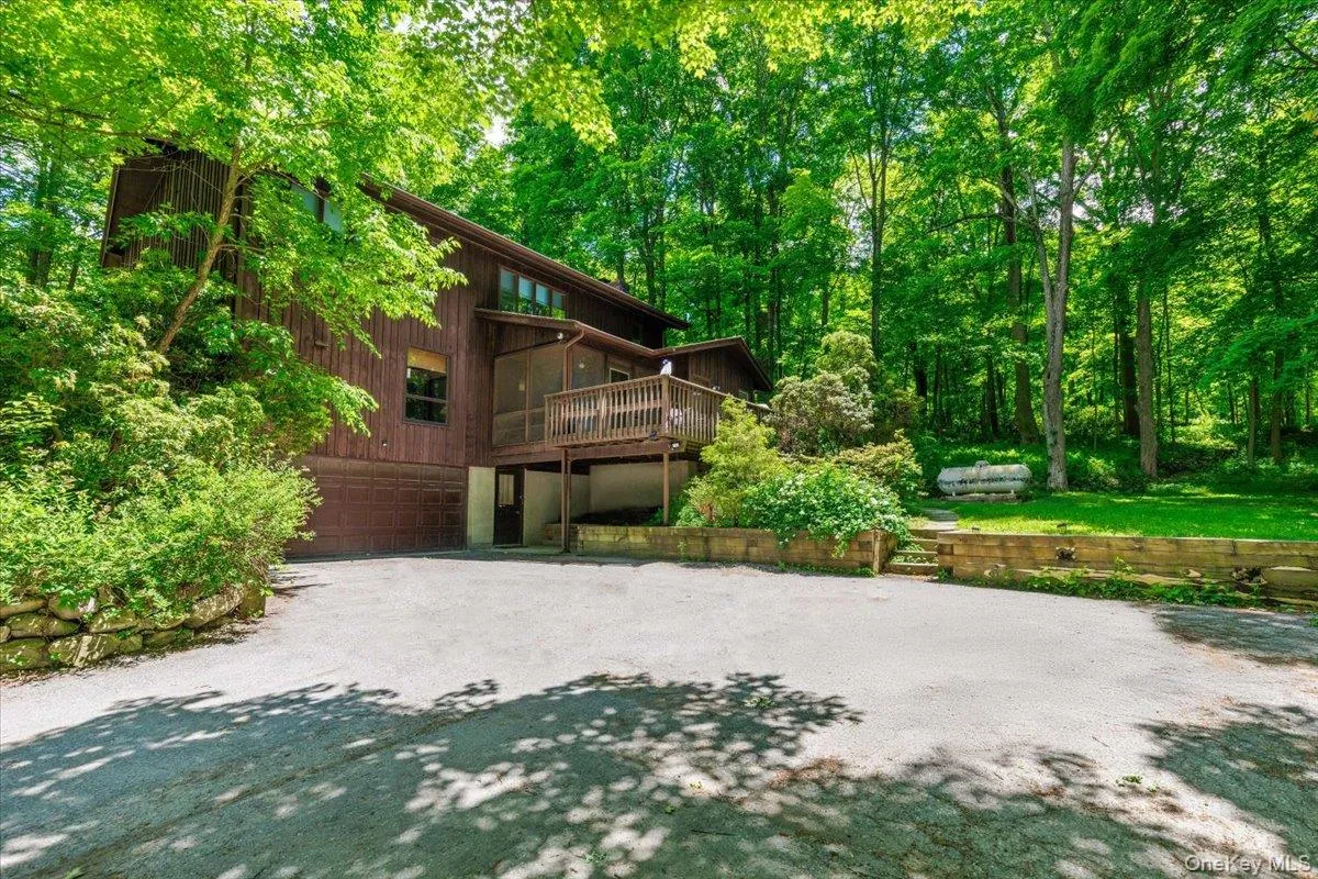 111 Philipse Brook Road, Philipstown, NY, 4 Bedrooms Bedrooms, 9 Rooms Rooms,2 BathroomsBathrooms,Residential,For Rent,Philipse Brook,0,962616 111 Philipse Brook Road, Philipstown, NY, 4 Bedrooms Bedrooms, 9 Rooms Rooms,2 BathroomsBathrooms,Residential,For Rent,Philipse Brook,0,962616