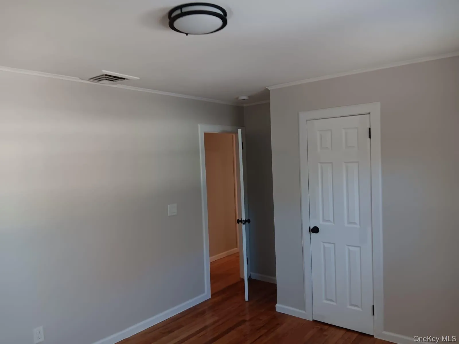 150 Albany Avenue, West Babylon, NY, 3 Bedrooms Bedrooms, 7 Rooms Rooms,1 BathroomBathrooms,Residential Lease,For Rent,Albany,0,962629 150 Albany Avenue, West Babylon, NY, 3 Bedrooms Bedrooms, 7 Rooms Rooms,1 BathroomBathrooms,Residential Lease,For Rent,Albany,0,962629