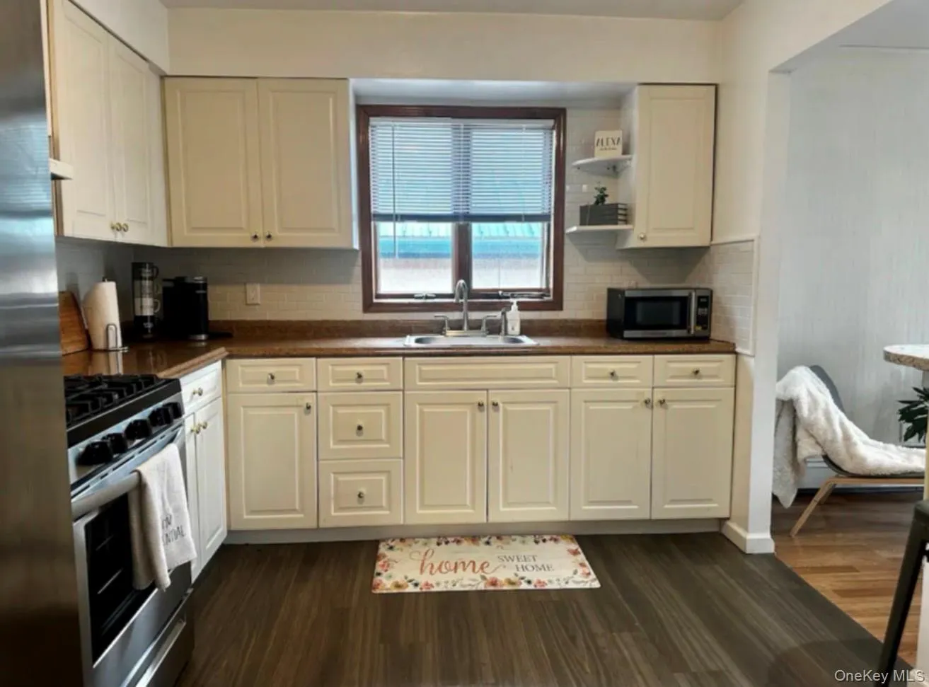 9212 25th Avenue, New York, NY, 2 Bedrooms Bedrooms, 5 Rooms Rooms,1 BathroomBathrooms,Residential Lease,For Rent,25th,0,962632 9212 25th Avenue, New York, NY, 2 Bedrooms Bedrooms, 5 Rooms Rooms,1 BathroomBathrooms,Residential Lease,For Rent,25th,0,962632