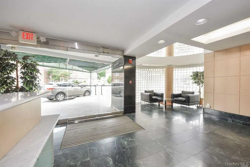 88 Cuttermill Road, North Hempstead, NY, 1 Bedroom Bedrooms, 4 Rooms Rooms,1 BathroomBathrooms,Residential Lease,For Rent,Cuttermill,0,962652 88 Cuttermill Road, North Hempstead, NY, 1 Bedroom Bedrooms, 4 Rooms Rooms,1 BathroomBathrooms,Residential Lease,For Rent,Cuttermill,0,962652