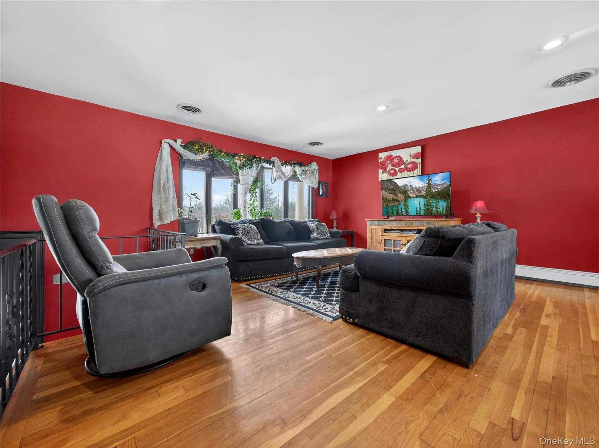 54 Blauvelt Road, Orangetown, NY, 4 Bedrooms Bedrooms, 12 Rooms Rooms,3 BathroomsBathrooms,Residential,For Rent,Blauvelt,0,962690 54 Blauvelt Road, Orangetown, NY, 4 Bedrooms Bedrooms, 12 Rooms Rooms,3 BathroomsBathrooms,Residential,For Rent,Blauvelt,0,962690