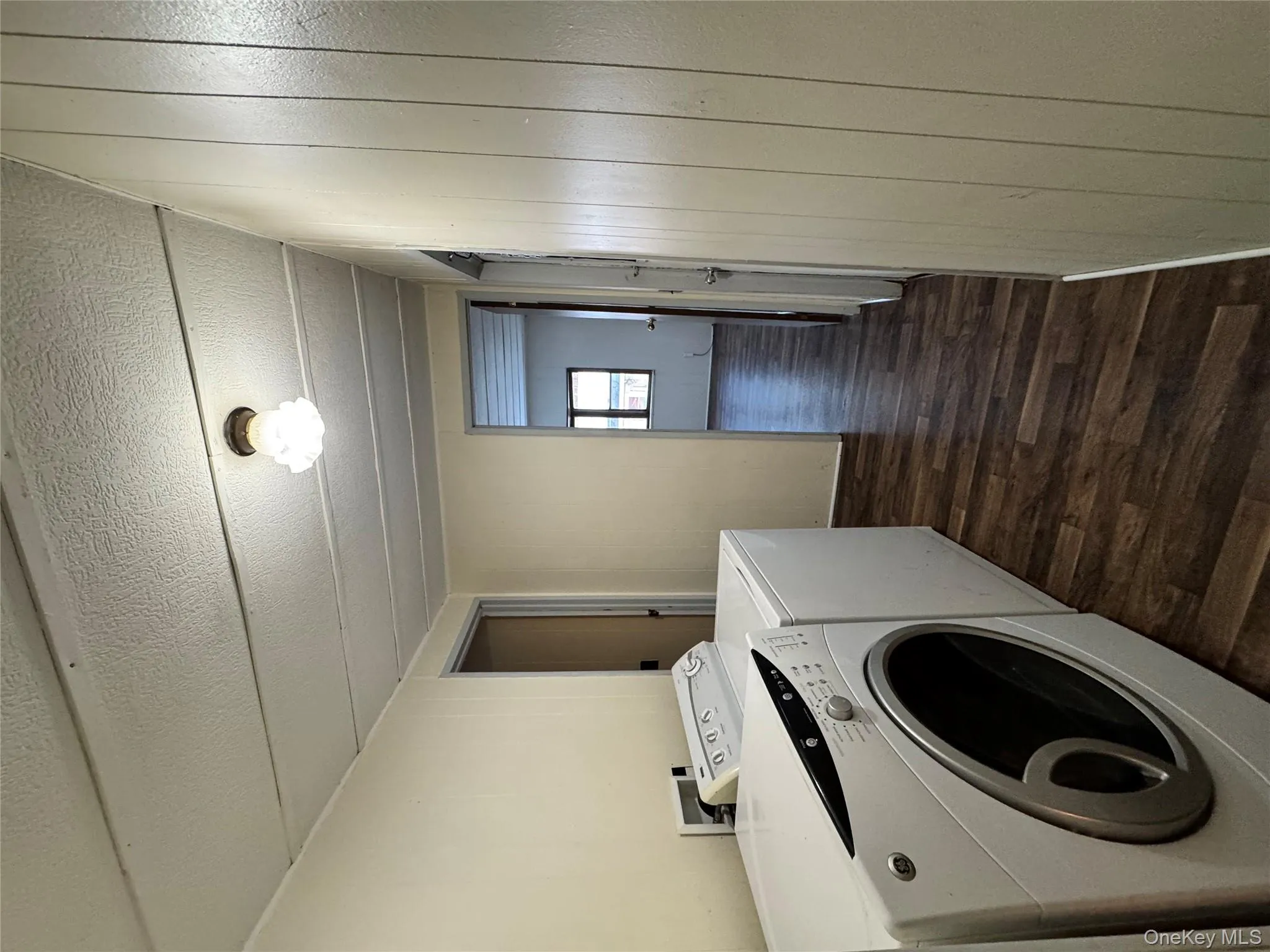 19 Griffin Lane, East Fishkill, NY, 2 Bedrooms Bedrooms, 5 Rooms Rooms,1 BathroomBathrooms,Residential Lease,For Rent,Griffin,0,962741 19 Griffin Lane, East Fishkill, NY, 2 Bedrooms Bedrooms, 5 Rooms Rooms,1 BathroomBathrooms,Residential Lease,For Rent,Griffin,0,962741