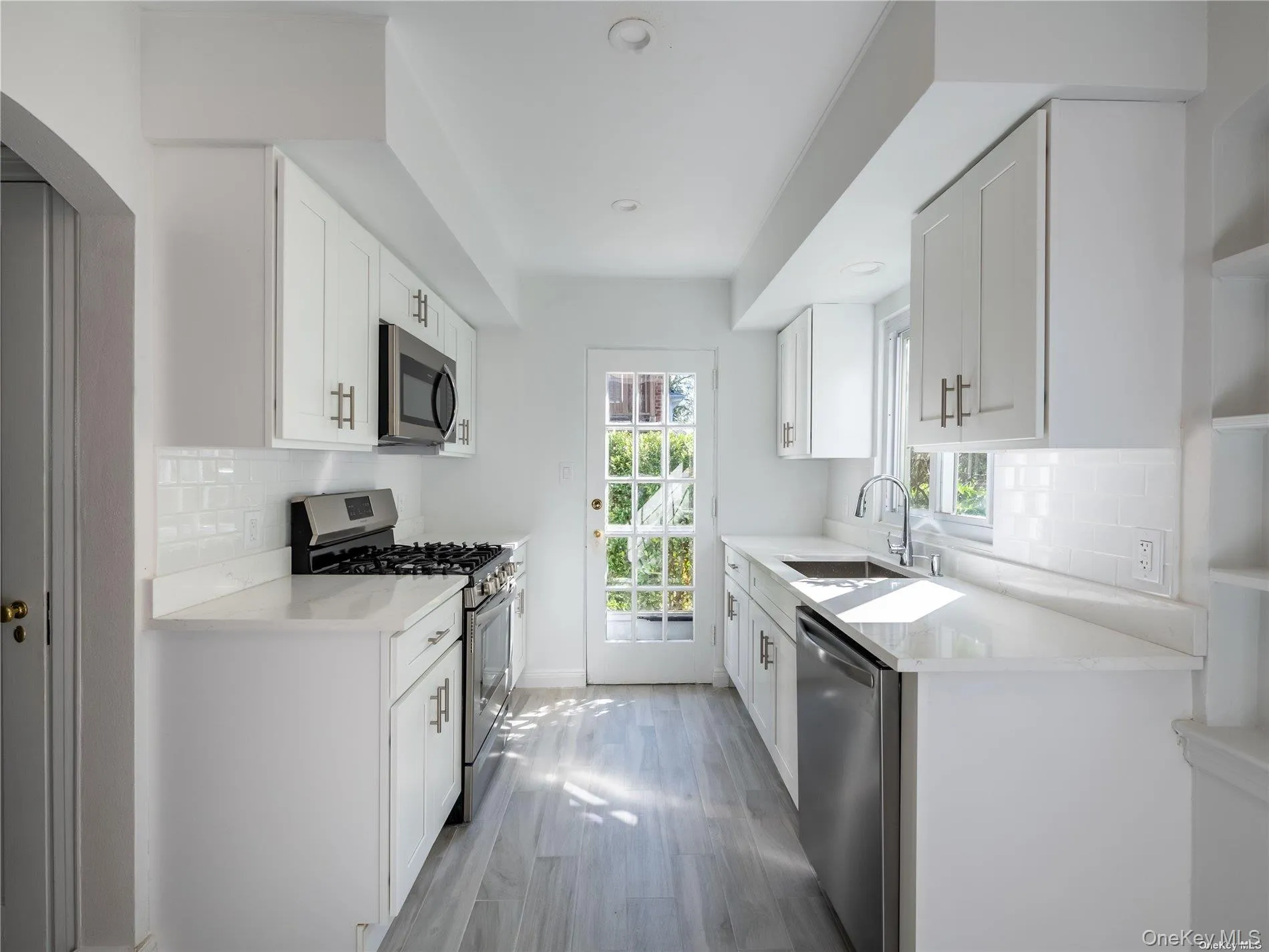 109 Chase Road, North Hempstead, NY, 3 Bedrooms Bedrooms, 6 Rooms Rooms,1 BathroomBathrooms,Residential Lease,For Rent,Chase,0,962778 109 Chase Road, North Hempstead, NY, 3 Bedrooms Bedrooms, 6 Rooms Rooms,1 BathroomBathrooms,Residential Lease,For Rent,Chase,0,962778