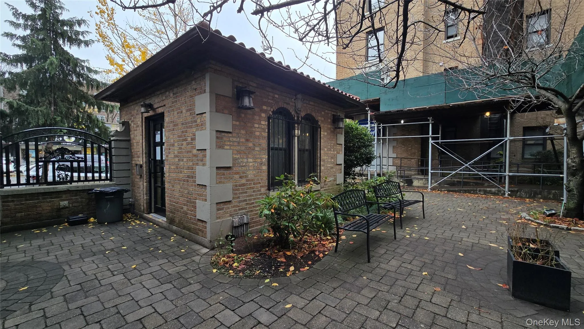 14809 Northern Boulevard, New York, NY, 2 Bedrooms Bedrooms, 4 Rooms Rooms,1 BathroomBathrooms,Residential Lease,For Rent,Northern,0,962781 14809 Northern Boulevard, New York, NY, 2 Bedrooms Bedrooms, 4 Rooms Rooms,1 BathroomBathrooms,Residential Lease,For Rent,Northern,0,962781