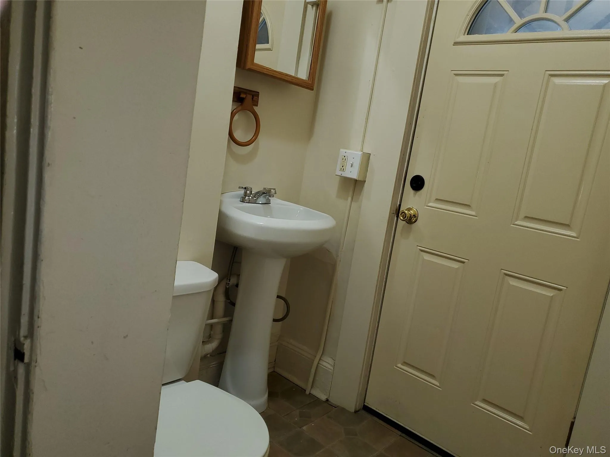 72 Lander Street, Newburgh (city), NY, 3 Bedrooms Bedrooms, 8 Rooms Rooms,1 BathroomBathrooms,Residential,For Rent,Lander,0,962794 72 Lander Street, Newburgh (city), NY, 3 Bedrooms Bedrooms, 8 Rooms Rooms,1 BathroomBathrooms,Residential,For Rent,Lander,0,962794