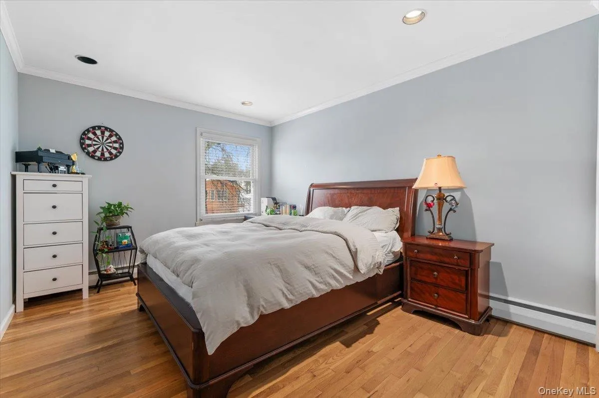 32 Middle Lane, Oyster Bay, NY, 5 Bedrooms Bedrooms, 9 Rooms Rooms,3 BathroomsBathrooms,Residential,For Rent,Middle,0,962802 32 Middle Lane, Oyster Bay, NY, 5 Bedrooms Bedrooms, 9 Rooms Rooms,3 BathroomsBathrooms,Residential,For Rent,Middle,0,962802