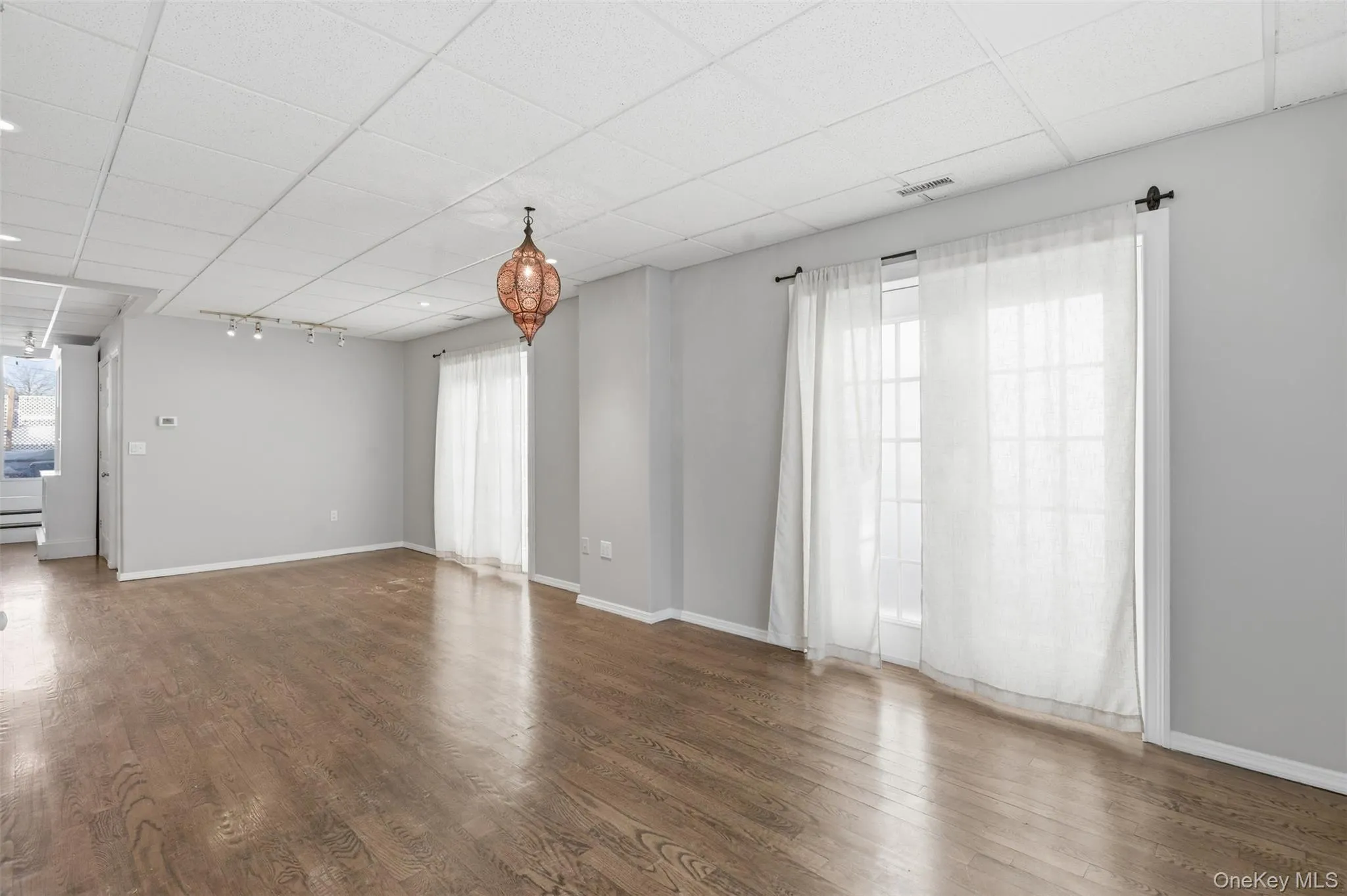 248 Depew Avenue, Clarkstown, NY, 2 Bedrooms Bedrooms, 5 Rooms Rooms,1 BathroomBathrooms,Residential Lease,For Rent,Depew,0,962857 248 Depew Avenue, Clarkstown, NY, 2 Bedrooms Bedrooms, 5 Rooms Rooms,1 BathroomBathrooms,Residential Lease,For Rent,Depew,0,962857