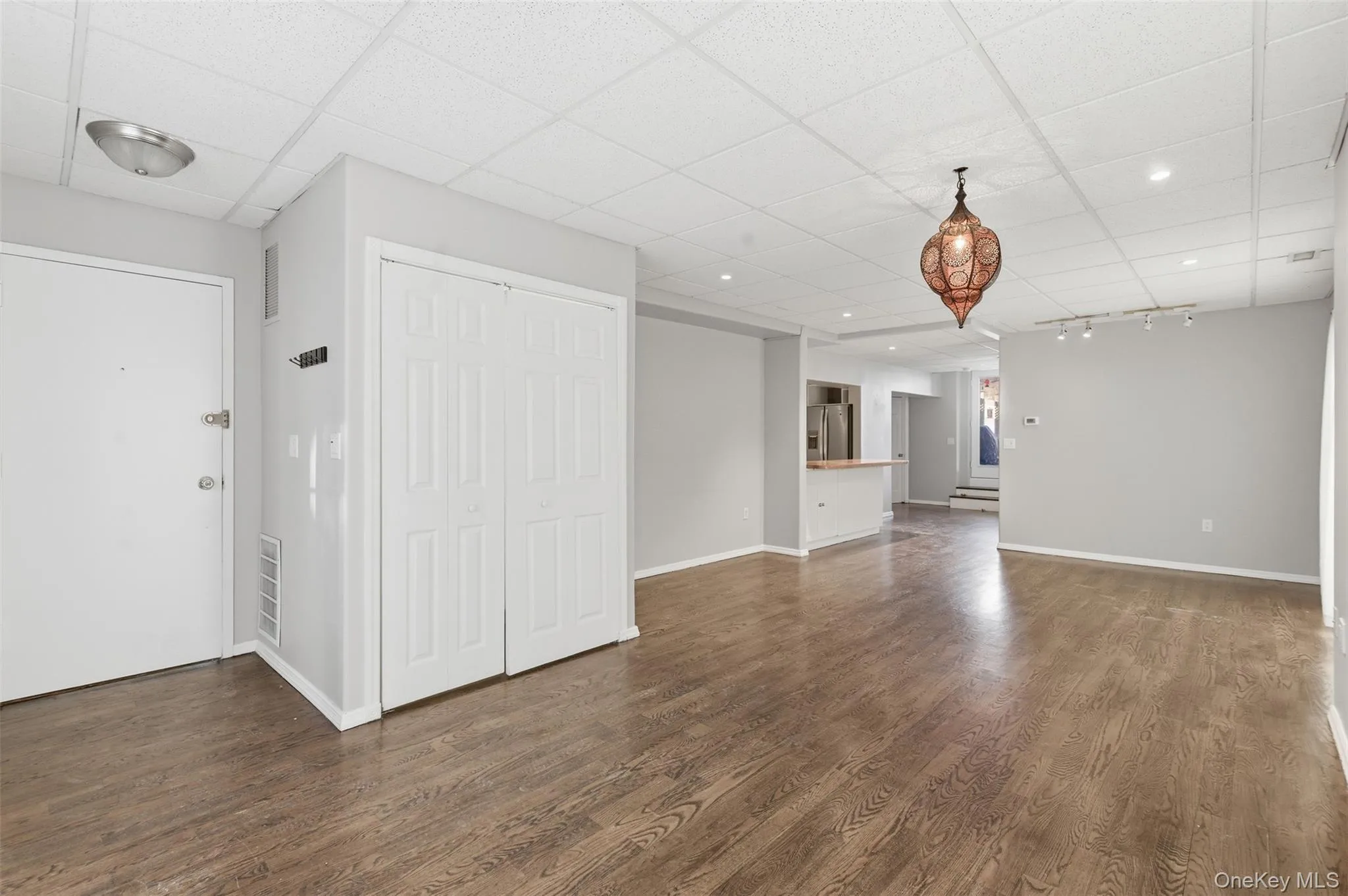 248 Depew Avenue, Clarkstown, NY, 2 Bedrooms Bedrooms, 5 Rooms Rooms,1 BathroomBathrooms,Residential Lease,For Rent,Depew,0,962857 248 Depew Avenue, Clarkstown, NY, 2 Bedrooms Bedrooms, 5 Rooms Rooms,1 BathroomBathrooms,Residential Lease,For Rent,Depew,0,962857