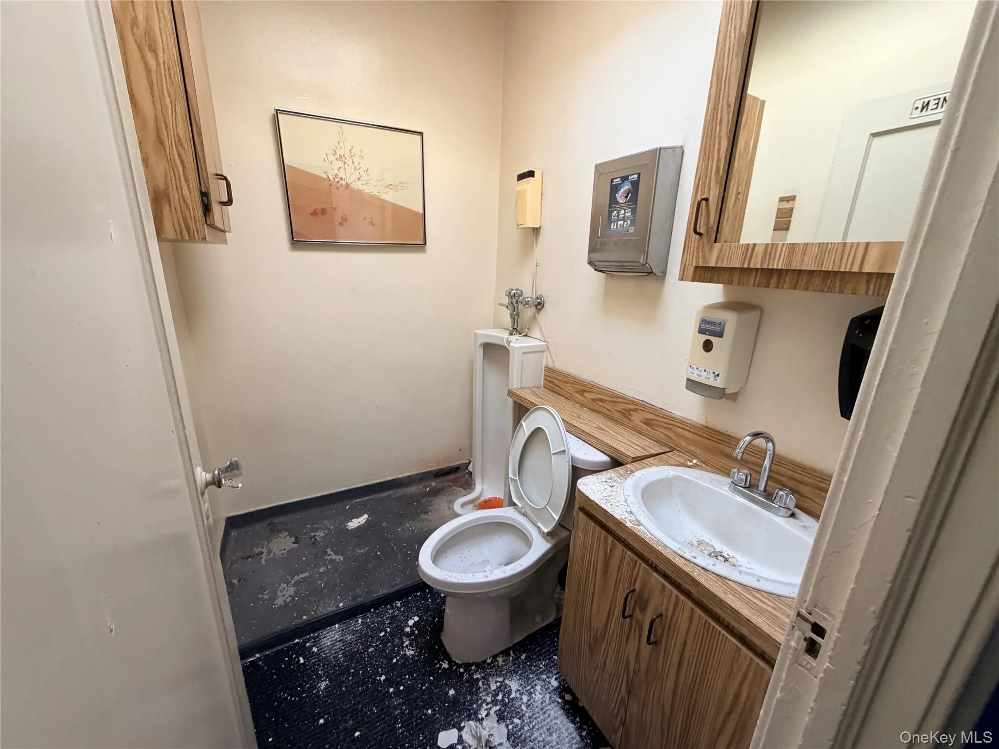 218 Front Street, Hempstead, NY, ,Commercial Lease,For Rent,Front,0,962888 218 Front Street, Hempstead, NY, ,Commercial Lease,For Rent,Front,0,962888