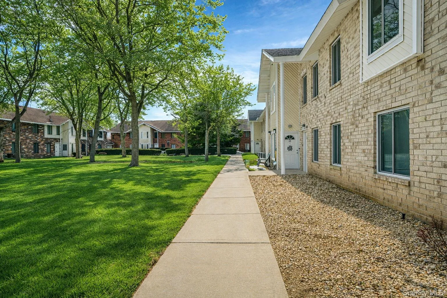 30 El Camino Ct, Brookhaven, NY, 1 Bedroom Bedrooms, 4 Rooms Rooms,1 BathroomBathrooms,Residential,For Rent,El Camino Ct,0,962895 30 El Camino Ct, Brookhaven, NY, 1 Bedroom Bedrooms, 4 Rooms Rooms,1 BathroomBathrooms,Residential,For Rent,El Camino Ct,0,962895