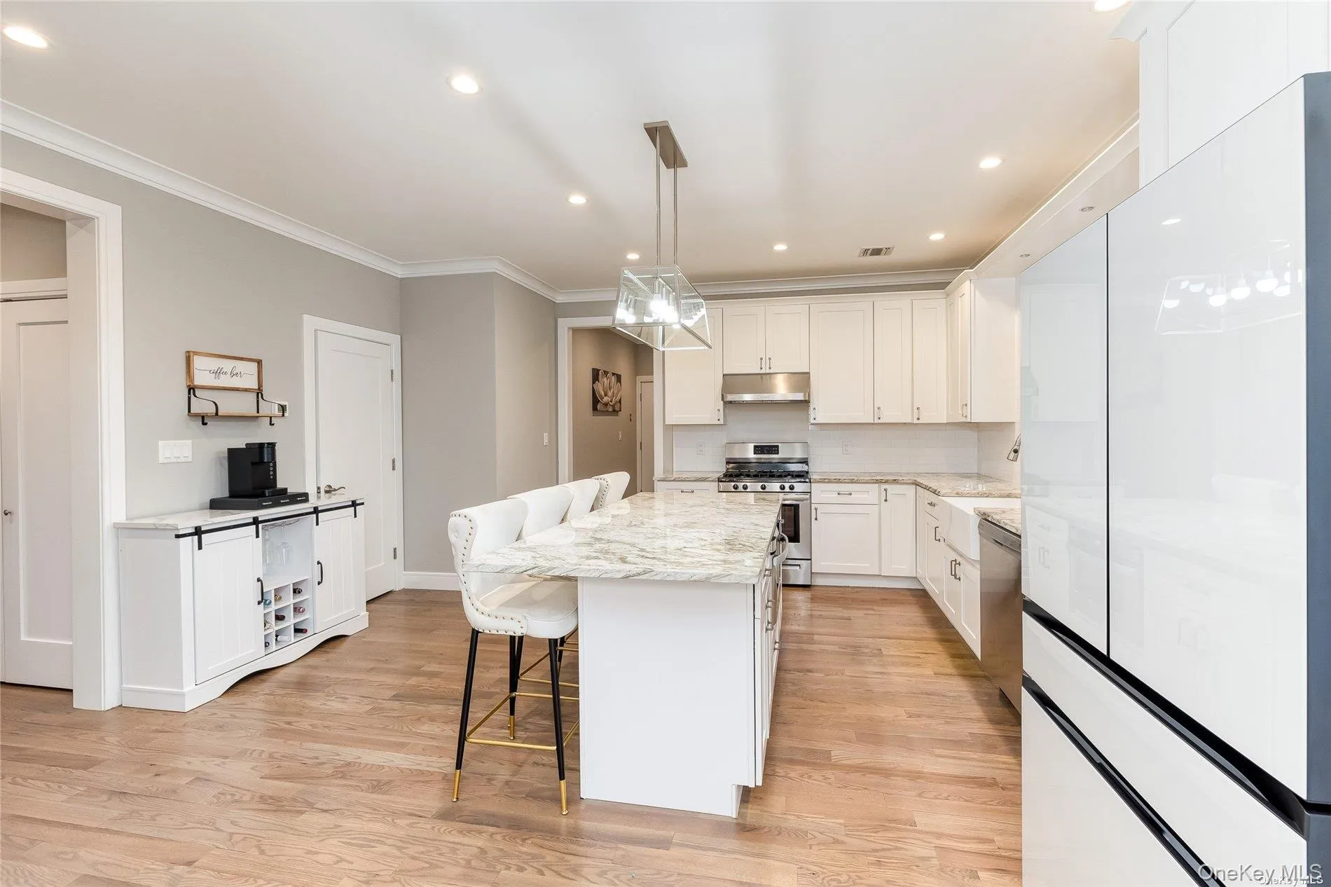72 Marine Avenue, Babylon, NY, 4 Bedrooms Bedrooms, 10 Rooms Rooms,2 BathroomsBathrooms,Residential,For Rent,Marine,0,962926 72 Marine Avenue, Babylon, NY, 4 Bedrooms Bedrooms, 10 Rooms Rooms,2 BathroomsBathrooms,Residential,For Rent,Marine,0,962926