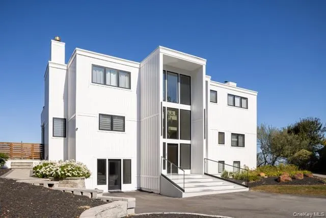 57305 Route 48, Southold, NY, 6 Bedrooms Bedrooms, 14 Rooms Rooms,5 BathroomsBathrooms,Residential Lease,For Rent,Route 48,0,962929 57305 Route 48, Southold, NY, 6 Bedrooms Bedrooms, 14 Rooms Rooms,5 BathroomsBathrooms,Residential Lease,For Rent,Route 48,0,962929