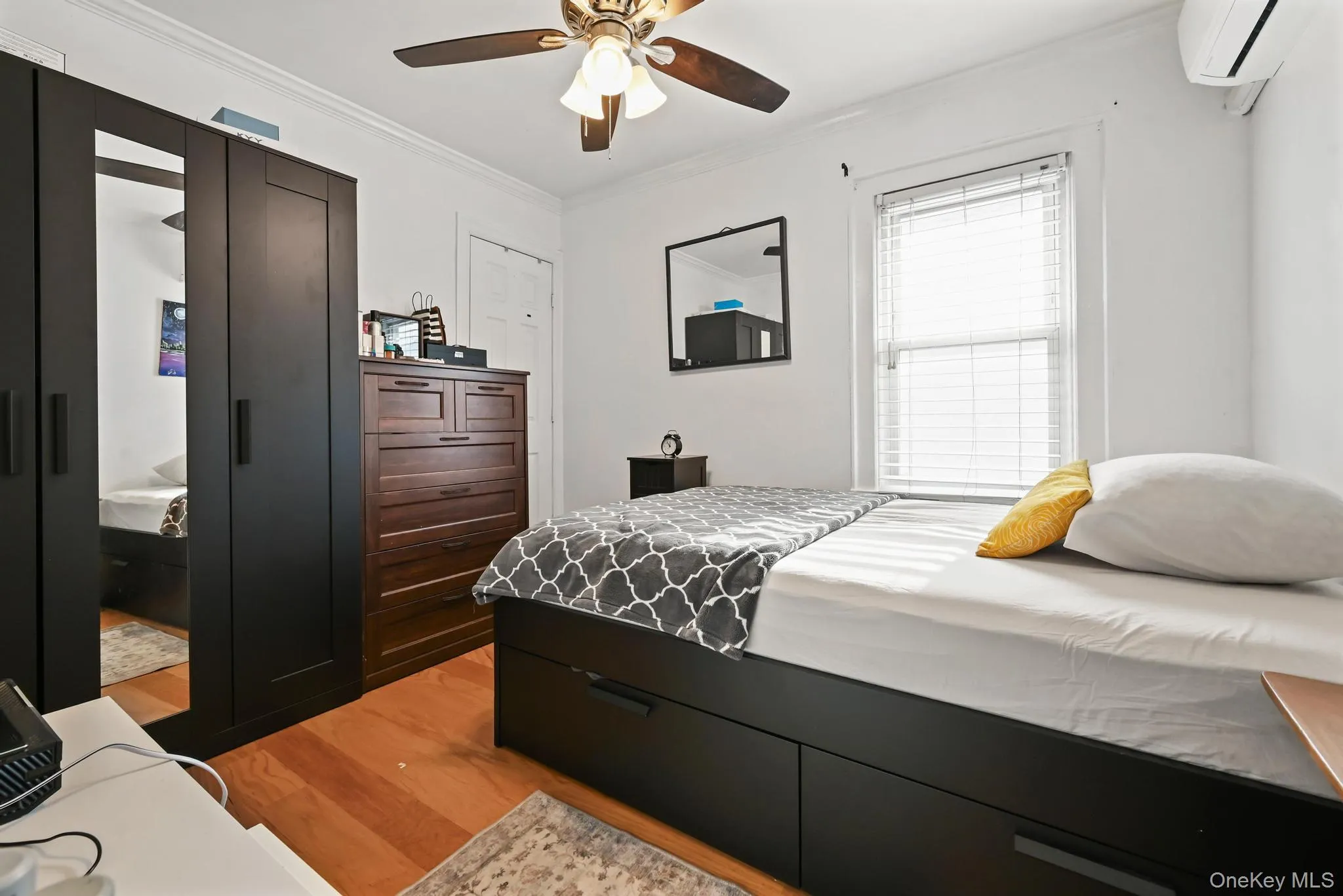 93-19 201st Street, New York, NY, 3 Bedrooms Bedrooms, 8 Rooms Rooms,2 BathroomsBathrooms,Residential,For Rent,201st,0,962930 93-19 201st Street, New York, NY, 3 Bedrooms Bedrooms, 8 Rooms Rooms,2 BathroomsBathrooms,Residential,For Rent,201st,0,962930