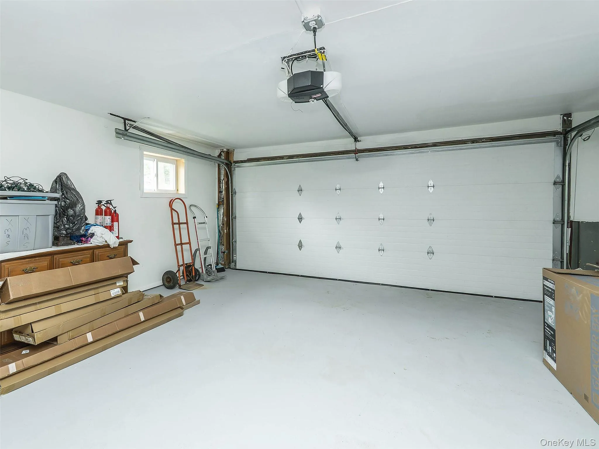 1 Milford Lane, Glen Cove, NY, 3 Bedrooms Bedrooms, 7 Rooms Rooms,2 BathroomsBathrooms,Residential Lease,For Rent,Milford,0,962950 1 Milford Lane, Glen Cove, NY, 3 Bedrooms Bedrooms, 7 Rooms Rooms,2 BathroomsBathrooms,Residential Lease,For Rent,Milford,0,962950