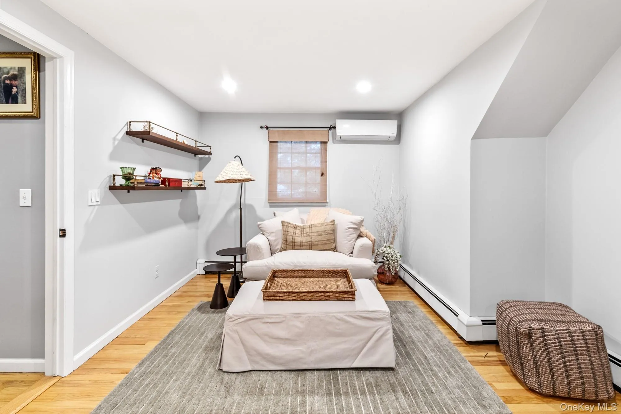 79 Tiana Road, Southampton, NY, 4 Bedrooms Bedrooms, 9 Rooms Rooms,2 BathroomsBathrooms,Residential Lease,For Rent,Tiana,0,962952 79 Tiana Road, Southampton, NY, 4 Bedrooms Bedrooms, 9 Rooms Rooms,2 BathroomsBathrooms,Residential Lease,For Rent,Tiana,0,962952