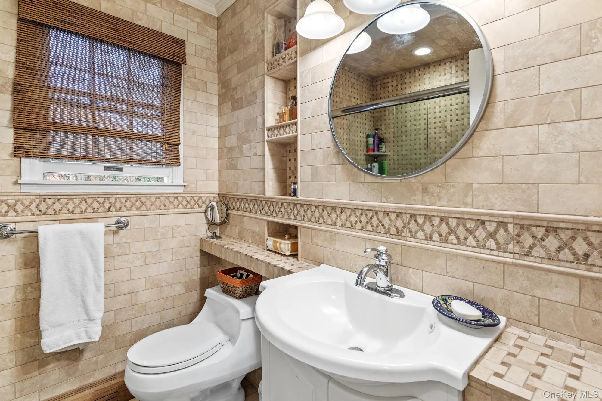 79 Tiana Road, Southampton, NY, 4 Bedrooms Bedrooms, 9 Rooms Rooms,2 BathroomsBathrooms,Residential Lease,For Rent,Tiana,0,962952 79 Tiana Road, Southampton, NY, 4 Bedrooms Bedrooms, 9 Rooms Rooms,2 BathroomsBathrooms,Residential Lease,For Rent,Tiana,0,962952