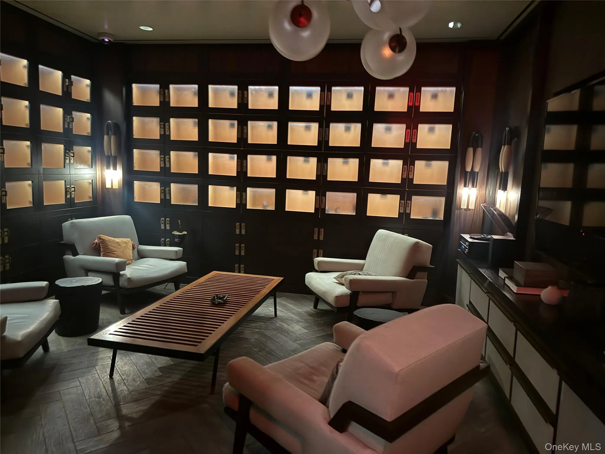 252 South Street, New York, NY, 1 Bedroom Bedrooms, 3 Rooms Rooms,1 BathroomBathrooms,Residential Lease,For Rent,South Street,0,962956 252 South Street, New York, NY, 1 Bedroom Bedrooms, 3 Rooms Rooms,1 BathroomBathrooms,Residential Lease,For Rent,South Street,0,962956