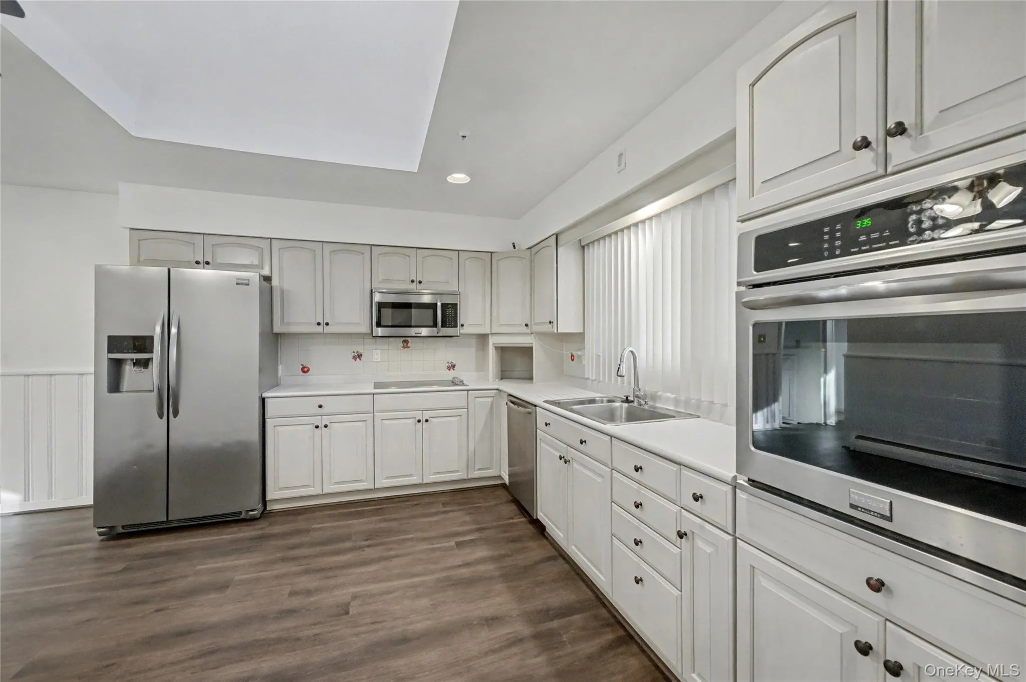 38 Park Drive, Oyster Bay, NY, 4 Bedrooms Bedrooms, 7 Rooms Rooms,3 BathroomsBathrooms,Residential Lease,For Rent,Park,0,962985 38 Park Drive, Oyster Bay, NY, 4 Bedrooms Bedrooms, 7 Rooms Rooms,3 BathroomsBathrooms,Residential Lease,For Rent,Park,0,962985