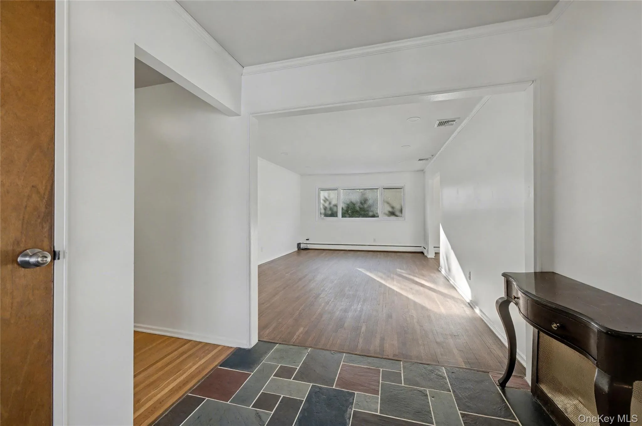 38 Park Drive, Oyster Bay, NY, 4 Bedrooms Bedrooms, 7 Rooms Rooms,3 BathroomsBathrooms,Residential Lease,For Rent,Park,0,962985 38 Park Drive, Oyster Bay, NY, 4 Bedrooms Bedrooms, 7 Rooms Rooms,3 BathroomsBathrooms,Residential Lease,For Rent,Park,0,962985