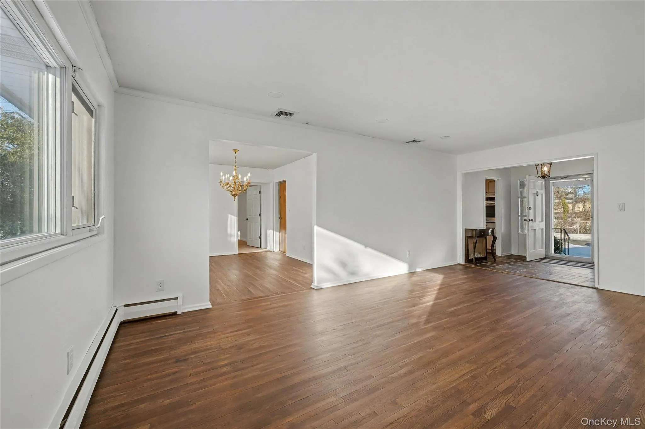 38 Park Drive, Oyster Bay, NY, 4 Bedrooms Bedrooms, 7 Rooms Rooms,3 BathroomsBathrooms,Residential Lease,For Rent,Park,0,962985 38 Park Drive, Oyster Bay, NY, 4 Bedrooms Bedrooms, 7 Rooms Rooms,3 BathroomsBathrooms,Residential Lease,For Rent,Park,0,962985