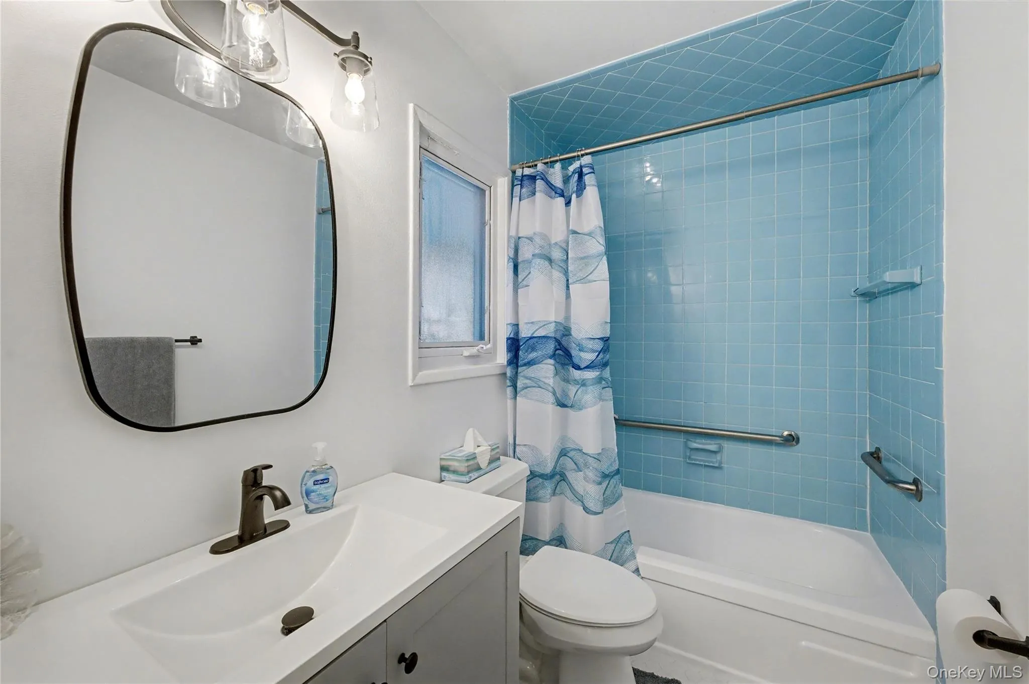 38 Park Drive, Oyster Bay, NY, 4 Bedrooms Bedrooms, 7 Rooms Rooms,3 BathroomsBathrooms,Residential Lease,For Rent,Park,0,962985 38 Park Drive, Oyster Bay, NY, 4 Bedrooms Bedrooms, 7 Rooms Rooms,3 BathroomsBathrooms,Residential Lease,For Rent,Park,0,962985