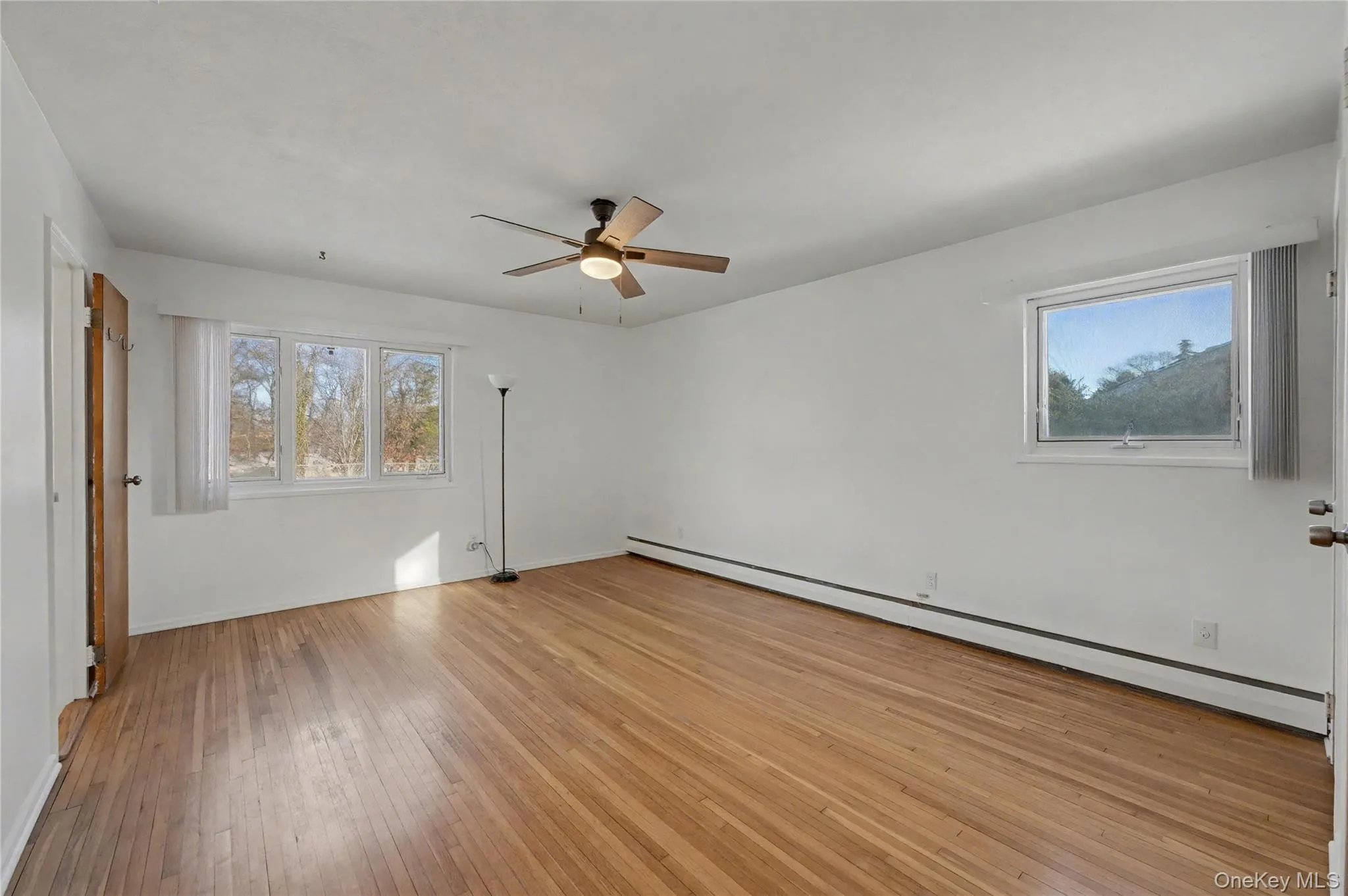 38 Park Drive, Oyster Bay, NY, 4 Bedrooms Bedrooms, 7 Rooms Rooms,3 BathroomsBathrooms,Residential Lease,For Rent,Park,0,962985 38 Park Drive, Oyster Bay, NY, 4 Bedrooms Bedrooms, 7 Rooms Rooms,3 BathroomsBathrooms,Residential Lease,For Rent,Park,0,962985