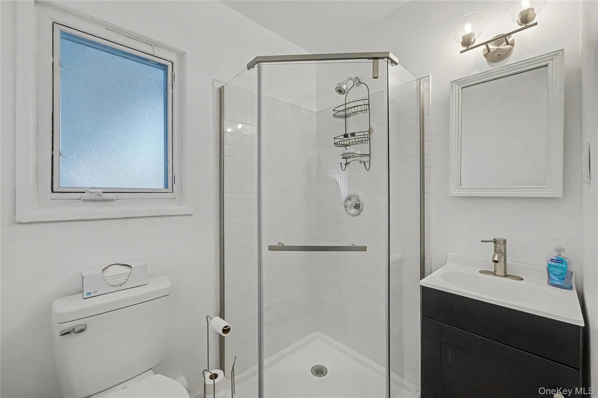 38 Park Drive, Oyster Bay, NY, 4 Bedrooms Bedrooms, 7 Rooms Rooms,3 BathroomsBathrooms,Residential Lease,For Rent,Park,0,962985 38 Park Drive, Oyster Bay, NY, 4 Bedrooms Bedrooms, 7 Rooms Rooms,3 BathroomsBathrooms,Residential Lease,For Rent,Park,0,962985