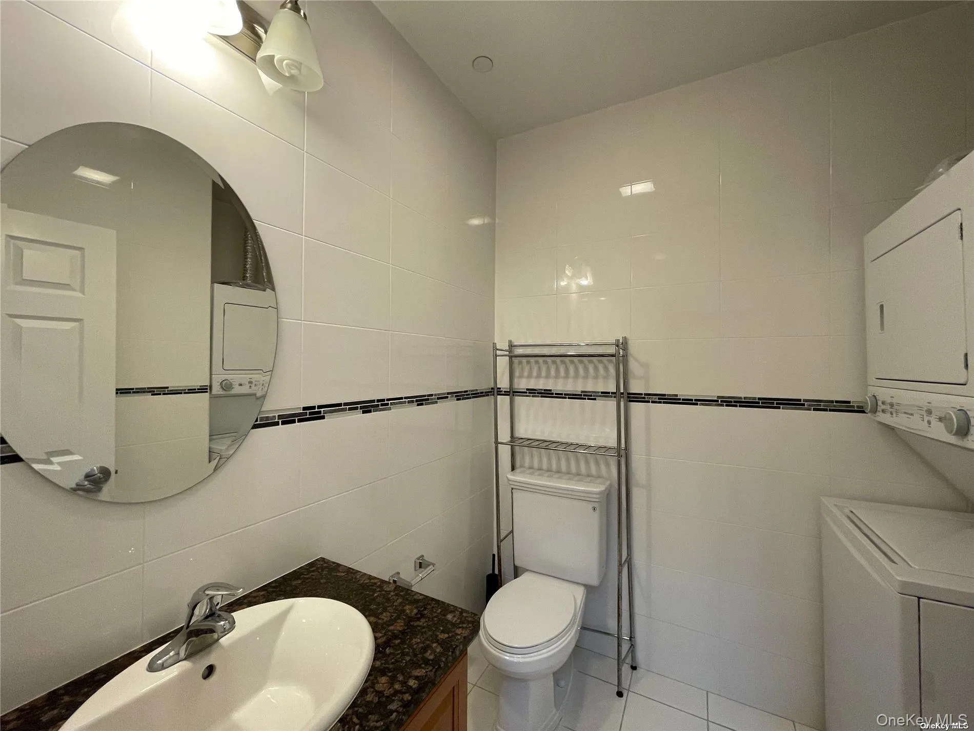 Powder Rm with Washer/Dryer Powder Rm with Washer/Dryer