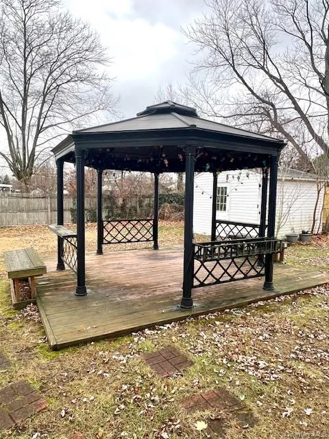 143 Delaware Avenue, Islip, NY, 6 Bedrooms Bedrooms, 9 Rooms Rooms,3 BathroomsBathrooms,Residential Lease,For Rent,Delaware,0,962997 143 Delaware Avenue, Islip, NY, 6 Bedrooms Bedrooms, 9 Rooms Rooms,3 BathroomsBathrooms,Residential Lease,For Rent,Delaware,0,962997