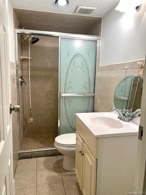 143 Delaware Avenue, Islip, NY, 6 Bedrooms Bedrooms, 9 Rooms Rooms,3 BathroomsBathrooms,Residential Lease,For Rent,Delaware,0,962997 143 Delaware Avenue, Islip, NY, 6 Bedrooms Bedrooms, 9 Rooms Rooms,3 BathroomsBathrooms,Residential Lease,For Rent,Delaware,0,962997