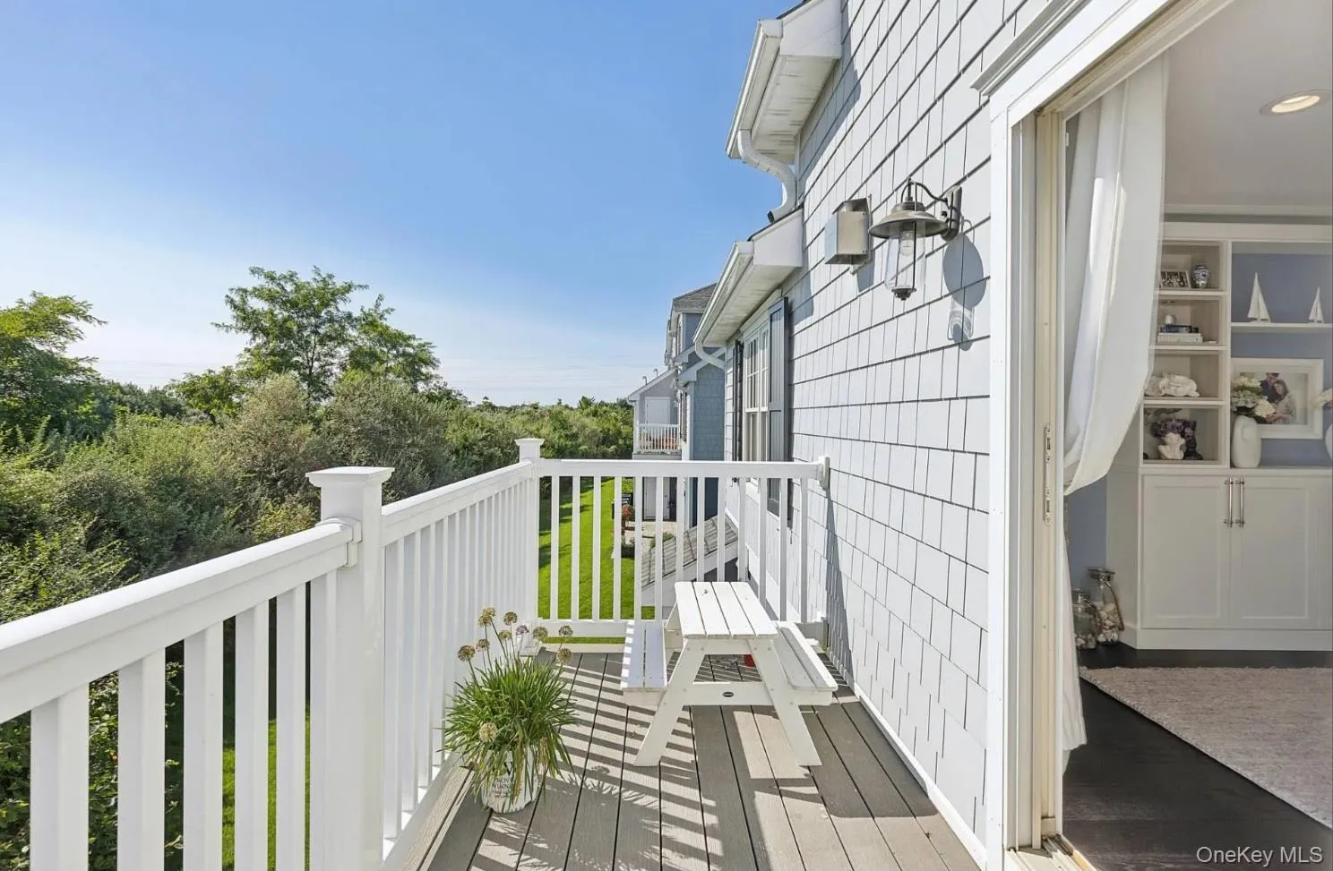 34 Village Green Drive, Southampton, NY, 3 Bedrooms Bedrooms, 6 Rooms Rooms,2 BathroomsBathrooms,Residential Lease,For Rent,Village Green,0,963007 34 Village Green Drive, Southampton, NY, 3 Bedrooms Bedrooms, 6 Rooms Rooms,2 BathroomsBathrooms,Residential Lease,For Rent,Village Green,0,963007