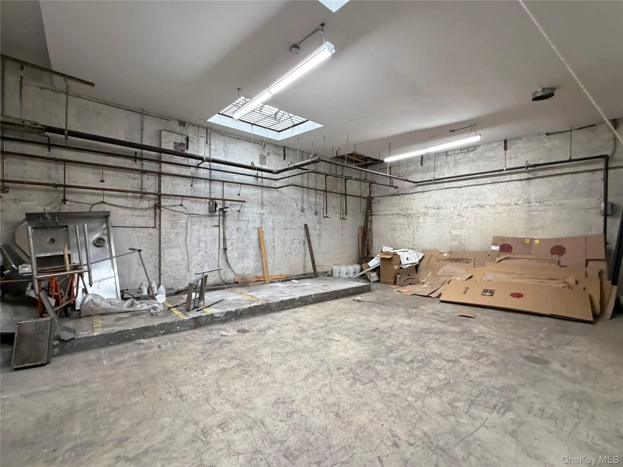 33-67 55th Street, New York, NY, ,Commercial Lease,For Rent,55th,0,963014 33-67 55th Street, New York, NY, ,Commercial Lease,For Rent,55th,0,963014