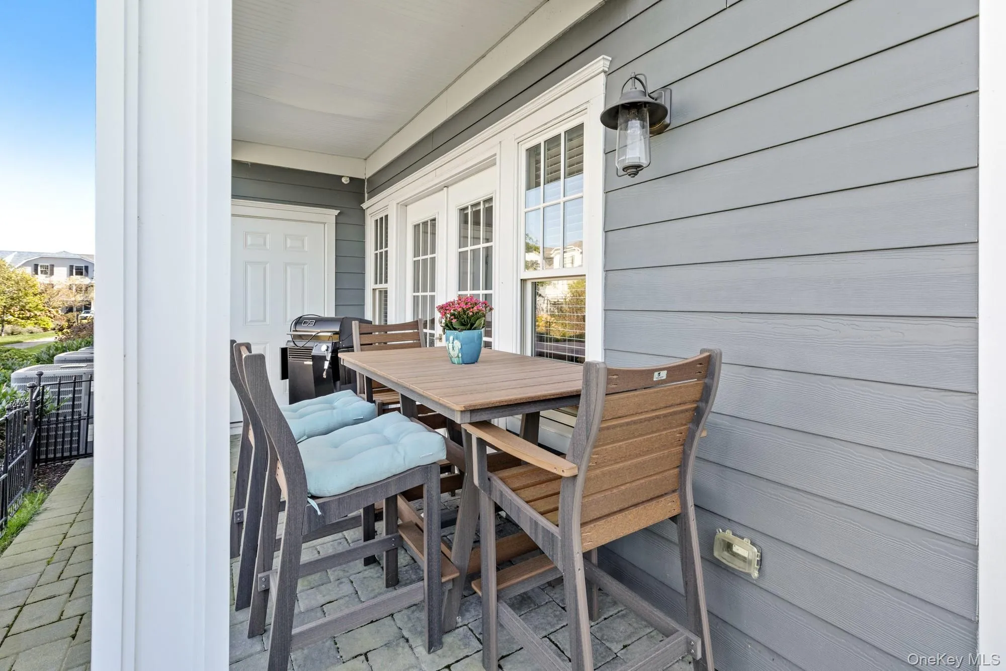 1 Village Green Drive, Southampton, NY, 3 Bedrooms Bedrooms, 6 Rooms Rooms,2 BathroomsBathrooms,Residential Lease,For Rent,Village Green,0,963024 1 Village Green Drive, Southampton, NY, 3 Bedrooms Bedrooms, 6 Rooms Rooms,2 BathroomsBathrooms,Residential Lease,For Rent,Village Green,0,963024