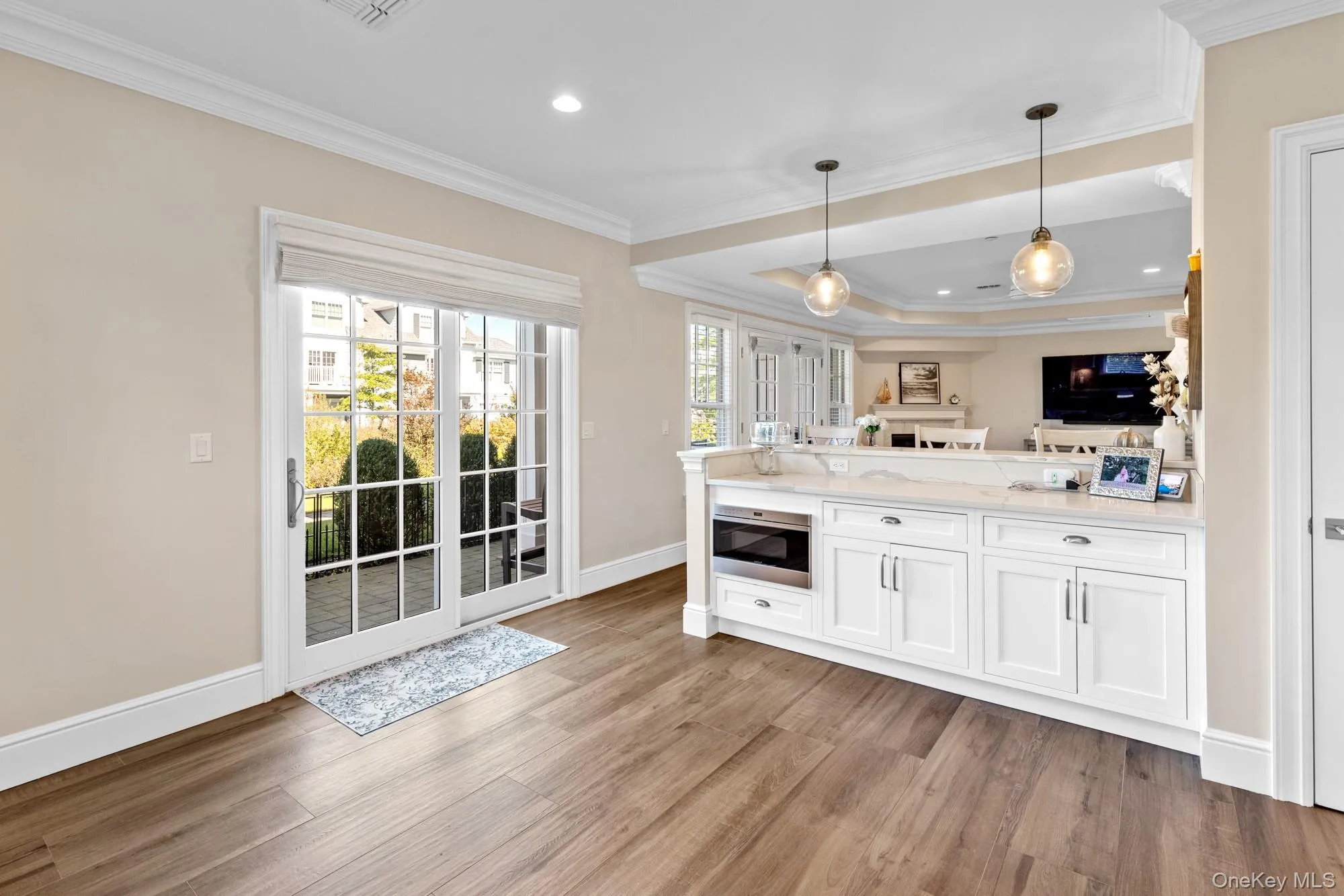 1 Village Green Drive, Southampton, NY, 3 Bedrooms Bedrooms, 6 Rooms Rooms,2 BathroomsBathrooms,Residential Lease,For Rent,Village Green,0,963024 1 Village Green Drive, Southampton, NY, 3 Bedrooms Bedrooms, 6 Rooms Rooms,2 BathroomsBathrooms,Residential Lease,For Rent,Village Green,0,963024