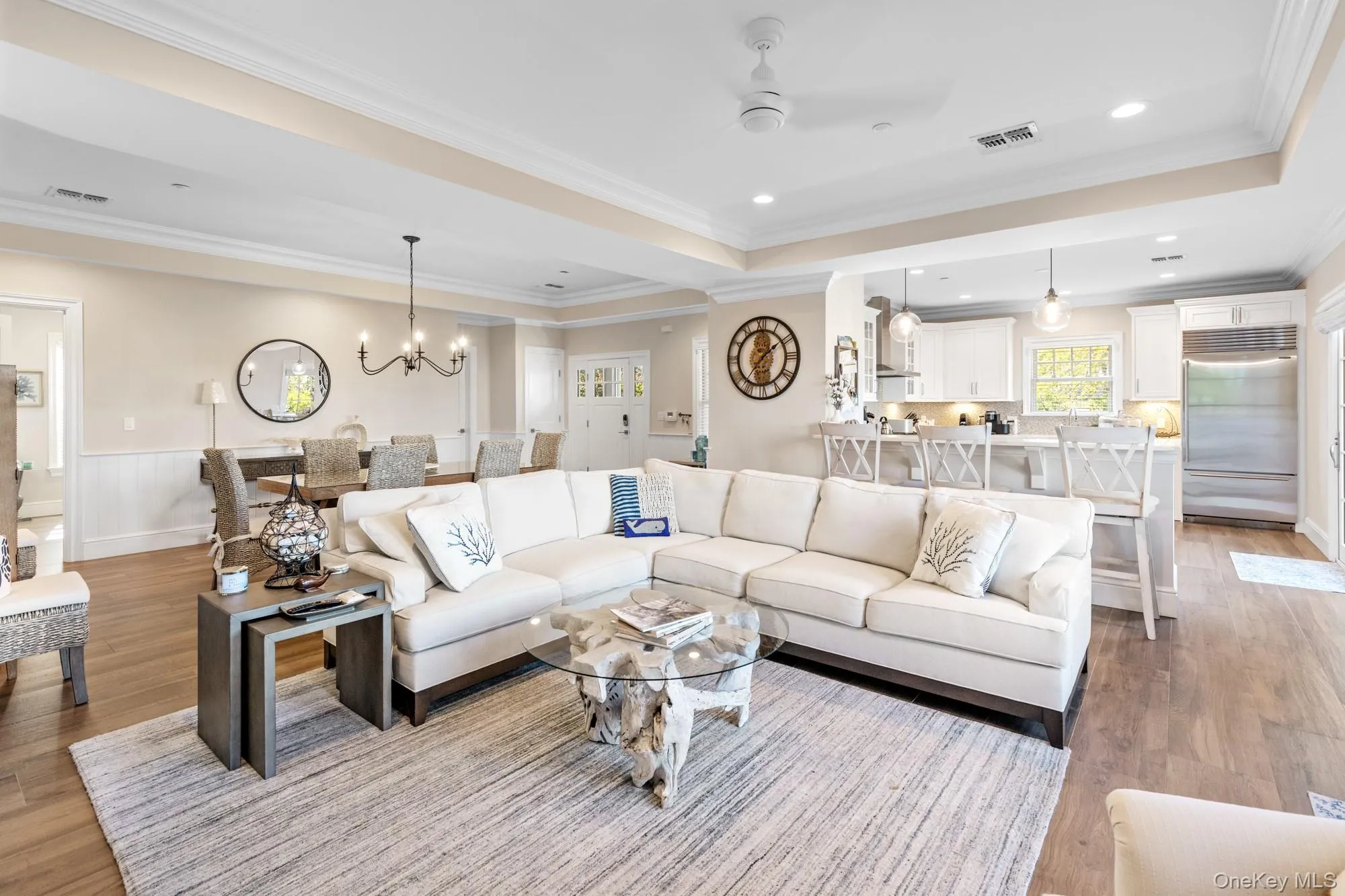 1 Village Green Drive, Southampton, NY, 3 Bedrooms Bedrooms, 6 Rooms Rooms,2 BathroomsBathrooms,Residential Lease,For Rent,Village Green,0,963024 1 Village Green Drive, Southampton, NY, 3 Bedrooms Bedrooms, 6 Rooms Rooms,2 BathroomsBathrooms,Residential Lease,For Rent,Village Green,0,963024