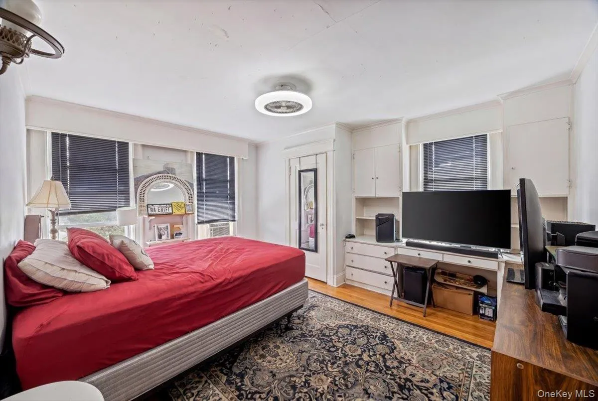 27 Faneuil Place, New Rochelle, NY, 5 Bedrooms Bedrooms, 8 Rooms Rooms,2 BathroomsBathrooms,Residential,For Rent,Faneuil,0,963055 27 Faneuil Place, New Rochelle, NY, 5 Bedrooms Bedrooms, 8 Rooms Rooms,2 BathroomsBathrooms,Residential,For Rent,Faneuil,0,963055