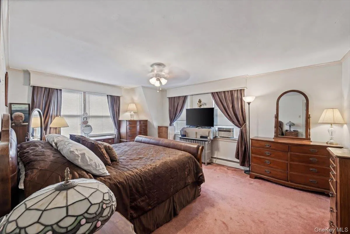 27 Faneuil Place, New Rochelle, NY, 5 Bedrooms Bedrooms, 8 Rooms Rooms,2 BathroomsBathrooms,Residential,For Rent,Faneuil,0,963055 27 Faneuil Place, New Rochelle, NY, 5 Bedrooms Bedrooms, 8 Rooms Rooms,2 BathroomsBathrooms,Residential,For Rent,Faneuil,0,963055