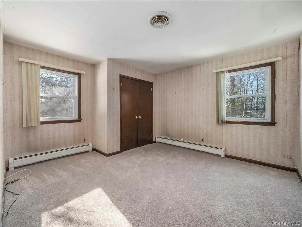 61 Rolling Ridge Road, Clarkstown, NY, 6 Bedrooms Bedrooms, 11 Rooms Rooms,3 BathroomsBathrooms,Residential,For Rent,Rolling Ridge,0,963097 61 Rolling Ridge Road, Clarkstown, NY, 6 Bedrooms Bedrooms, 11 Rooms Rooms,3 BathroomsBathrooms,Residential,For Rent,Rolling Ridge,0,963097