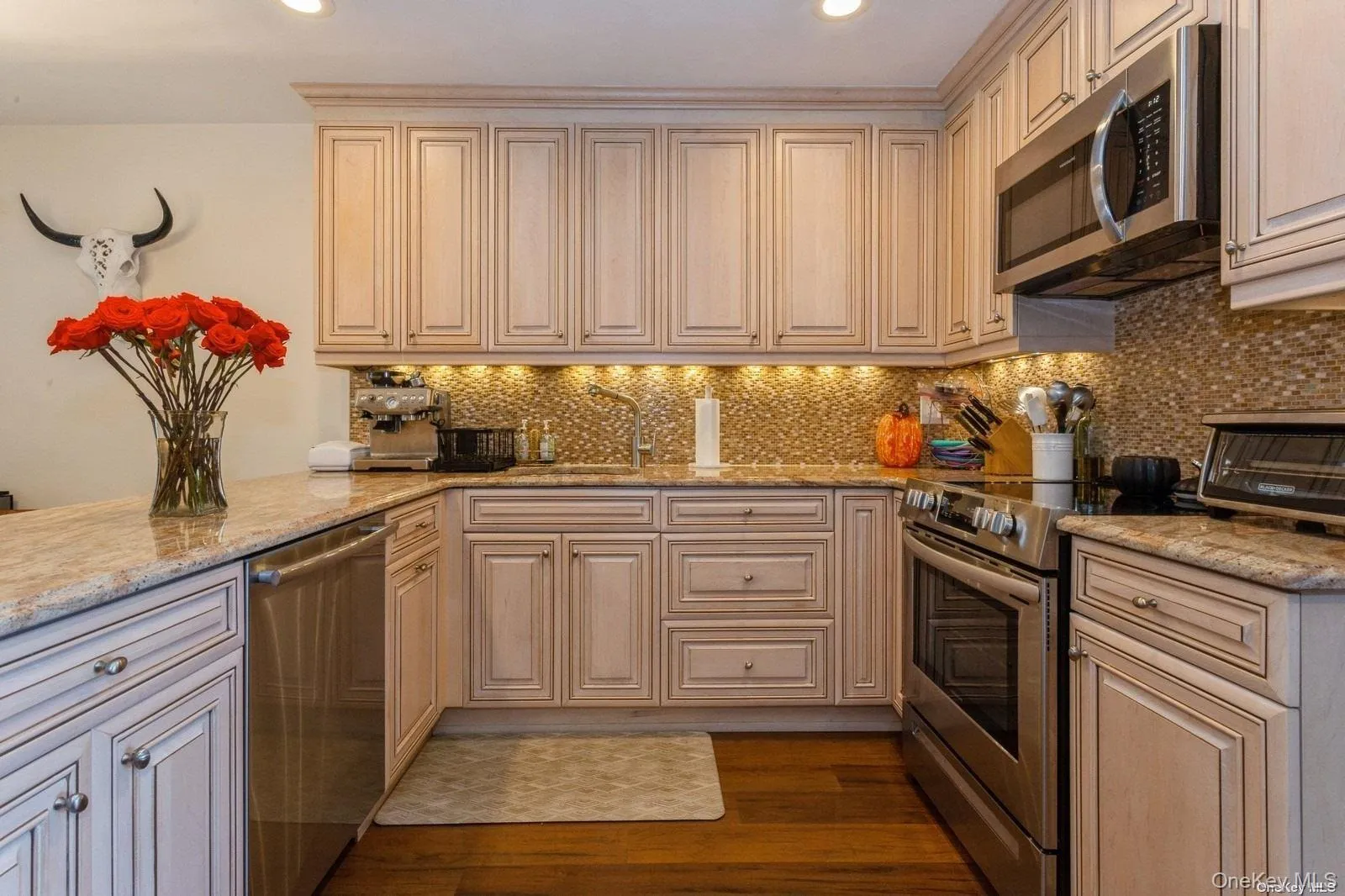 100 Baker Court, Hempstead, NY, 3 Bedrooms Bedrooms, 8 Rooms Rooms,2 BathroomsBathrooms,Residential Lease,For Rent,Baker Court,0,963105 100 Baker Court, Hempstead, NY, 3 Bedrooms Bedrooms, 8 Rooms Rooms,2 BathroomsBathrooms,Residential Lease,For Rent,Baker Court,0,963105