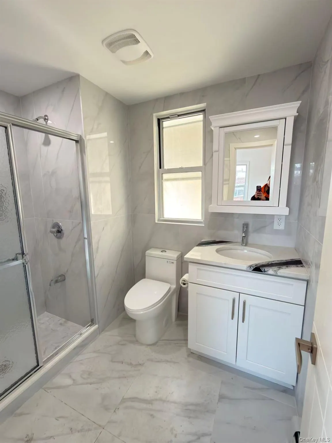 4146 Hampton Street, New York, NY, 3 Bedrooms Bedrooms, 6 Rooms Rooms,2 BathroomsBathrooms,Residential Lease,For Rent,Hampton,0,963126 4146 Hampton Street, New York, NY, 3 Bedrooms Bedrooms, 6 Rooms Rooms,2 BathroomsBathrooms,Residential Lease,For Rent,Hampton,0,963126